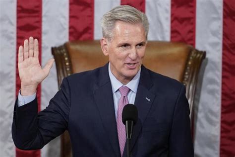 Speaker McCarthy says he’ll direct House to open impeachment inquiry into President Biden over family business dealings